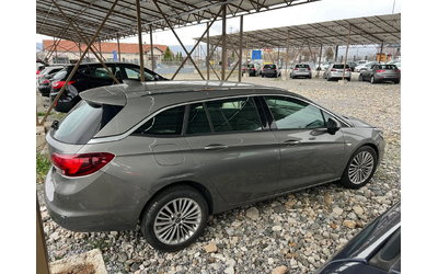 Opel Astra 1.6cdti SPORTSTOURER+ - автомобили, коли, обяви за нови и употребявани 7