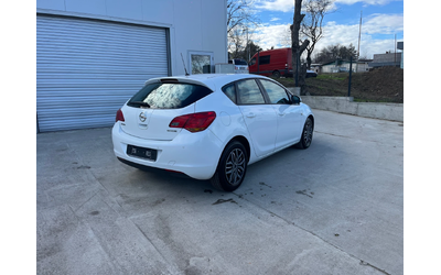 opel-astra - 5