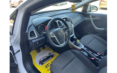 Opel Astra 1.4 газ - автомобили, коли, обяви за нови и употребявани 8
