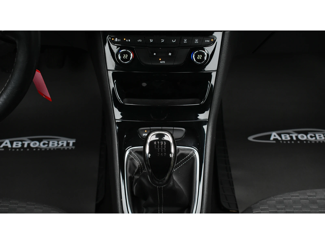 Opel Astra 1.6 CDTi Dynamic - автомобили, коли, обяви за нови и употребявани 14