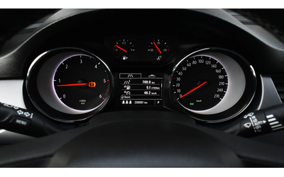 Opel Astra Sports Tourer 1.6 CDTi Bussines Premium Automatic - автомобили, коли, обяви за нови и употребявани 14