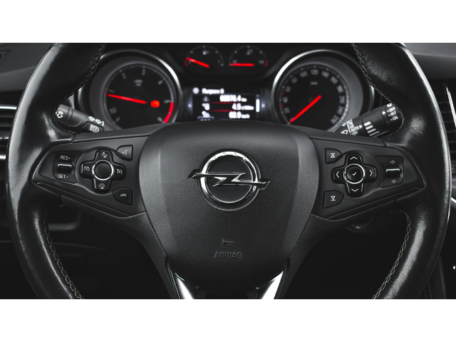 Opel Astra Sports Tourer 1, 6 CDTi Innovation - автомобили, коли, обяви за нови и употребявани 12