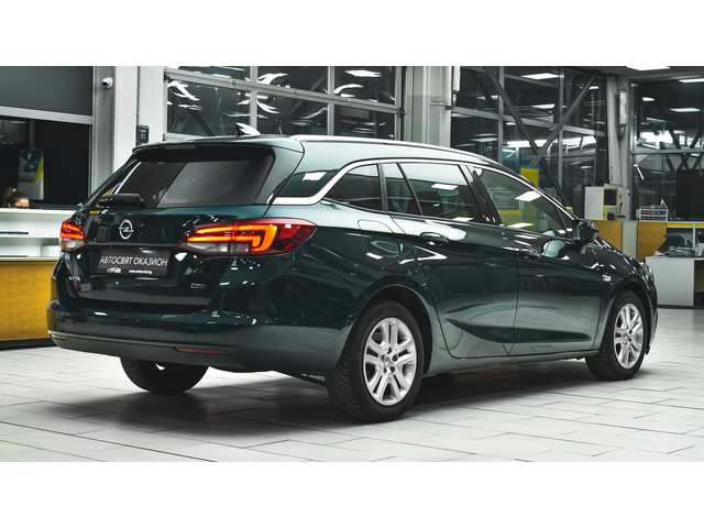 Opel Astra Sports Tourer 1, 6 CDTi Innovation - автомобили, коли, обяви за нови и употребявани 5