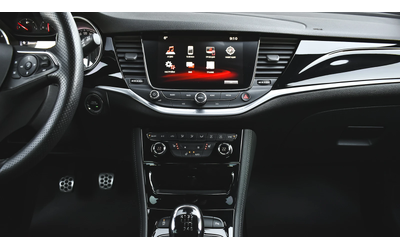 Opel Astra 1.6 Turbo OPC Line - автомобили, коли, обяви за нови и употребявани 10