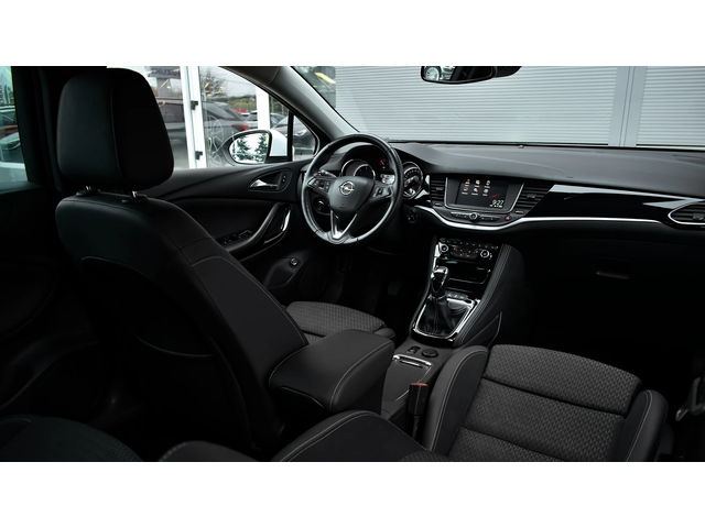 Opel Astra Sports Tourer 1.6 CDTi Innovation - автомобили, коли, обяви за нови и употребявани 12