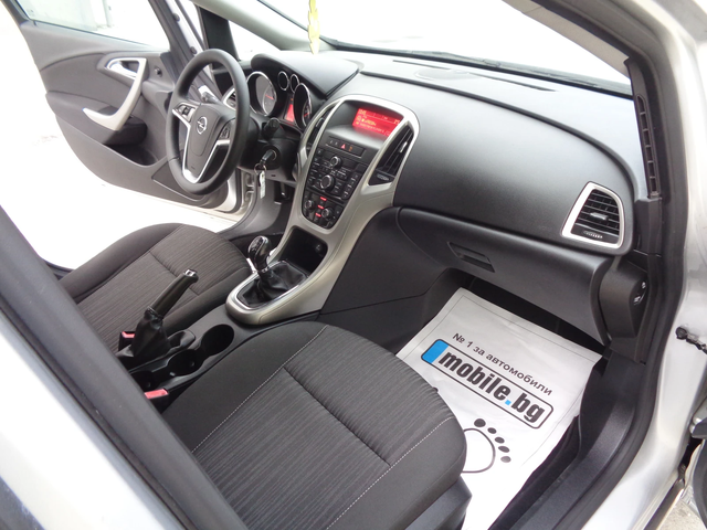 Opel Astra 1.7CDTI-110-COSMO-SPORTS-TOURER-BARTER-LIZING - автомобили, коли, обяви за нови и употребявани 11