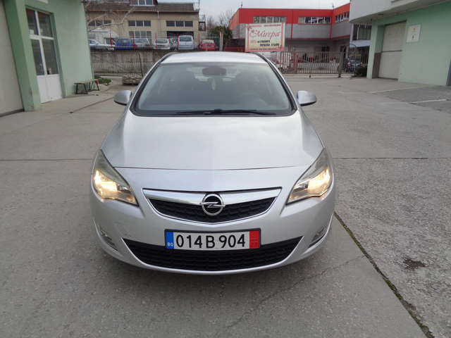 Opel Astra 1.7CDTI-110-COSMO-SPORTS-TOURER-BARTER-LIZING - автомобили, коли, обяви за нови и употребявани 4