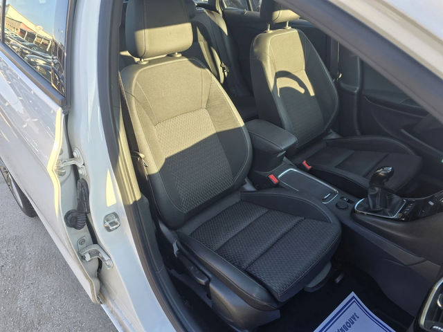 Opel Astra 1.6cdti 110к.с Проблем в мотора - автомобили, коли, обяви за нови и употребявани 11