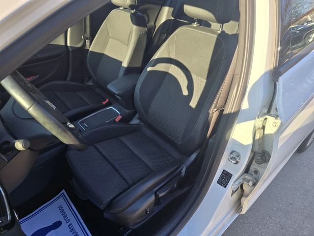 Opel Astra 1.6cdti 110к.с Проблем в мотора - автомобили, коли, обяви за нови и употребявани 8