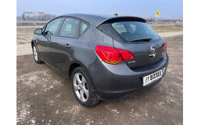 Opel Astra 1.7CDTI-110-ITALIA - автомобили, коли, обяви за нови и употребявани 10