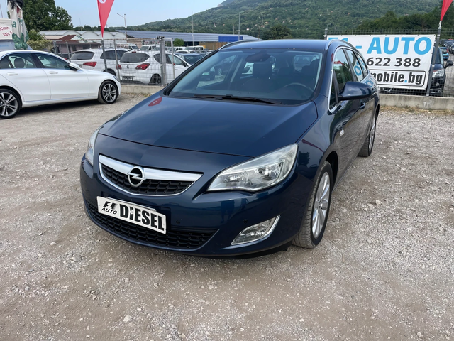 Opel Astra 1.7CDTI-110-ITALIA - автомобили, коли, обяви за нови и употребявани 0