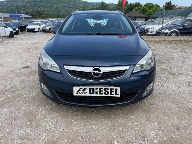 Opel Astra 1.7CDTI-110-ITALIA - автомобили, коли, обяви за нови и употребявани 1