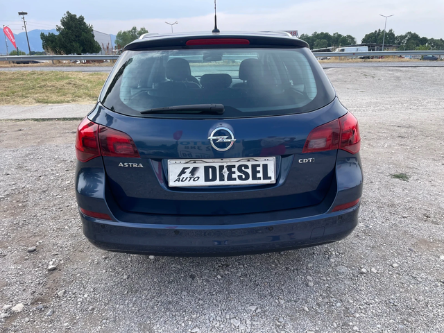 Opel Astra 1.7CDTI-110-ITALIA - автомобили, коли, обяви за нови и употребявани 9