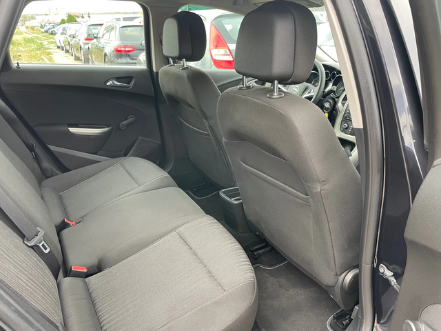 Opel Astra 1.7CDTI-ITALIA - автомобили, коли, обяви за нови и употребявани 5