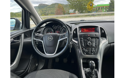Opel Astra 1.7CDTI 125кс 6 СКОРОСТИ EURO 5A АВТОПИЛОТ ВНОС ИТ - автомобили, коли, обяви за нови и употребявани 11