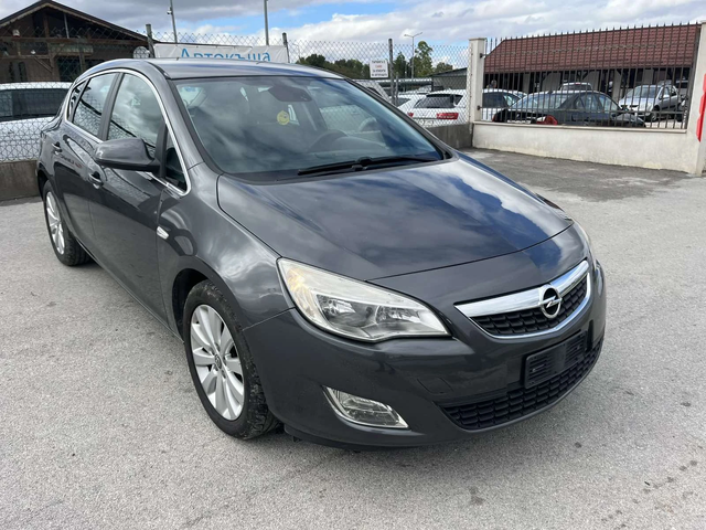 Opel Astra 1.7CDTI 125кс 6 СКОРОСТИ EURO 5A АВТОПИЛОТ ВНОС ИТ - автомобили, коли, обяви за нови и употребявани 2