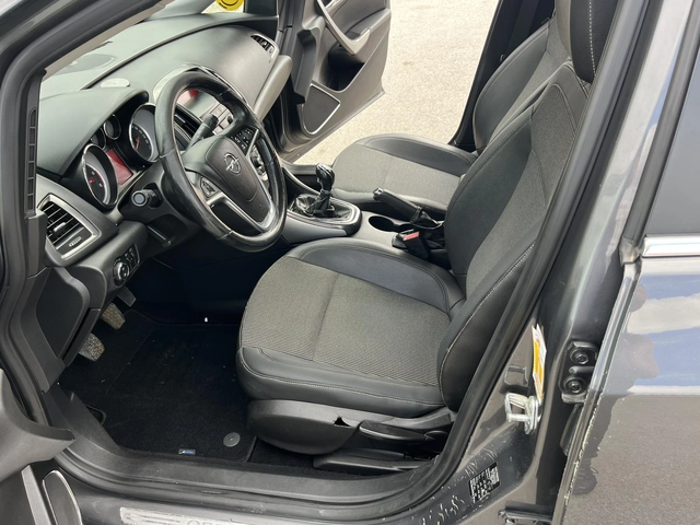 Opel Astra 1.7CDTI 125кс 6 СКОРОСТИ EURO 5A АВТОПИЛОТ ВНОС ИТ - автомобили, коли, обяви за нови и употребявани 7