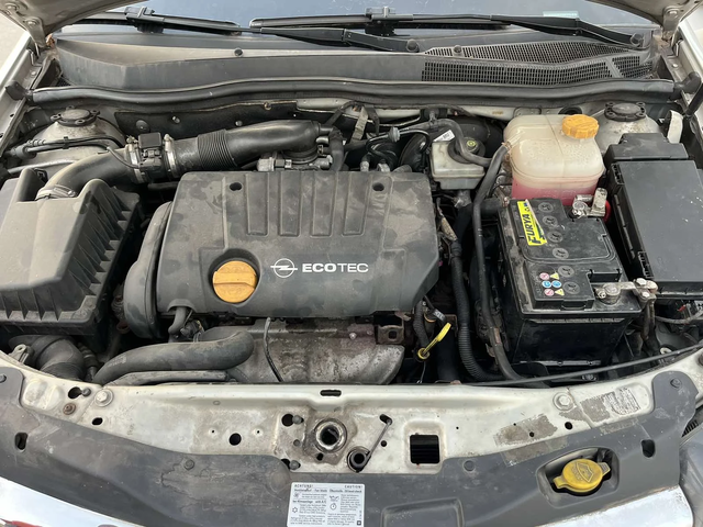 Opel Astra 1.8I 125кс АВТОМАТ АВТОПИЛОТ КЛИМАТРОНИК - автомобили, коли, обяви за нови и употребявани 14