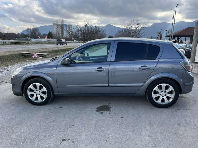 Opel Astra FACE 1.7CDTI 110кс EURO 4 КЛИМАТИК - автомобили, коли, обяви за нови и употребявани 5