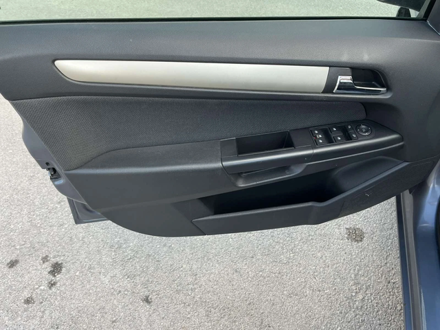 Opel Astra FACE 1.7CDTI 110кс EURO 4 КЛИМАТИК - автомобили, коли, обяви за нови и употребявани 6