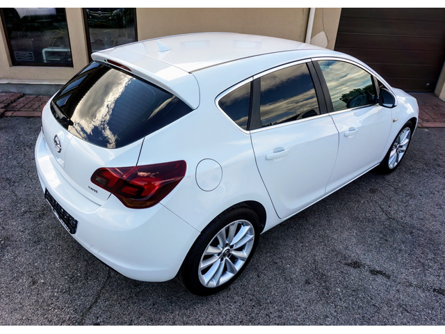 Opel Astra 1.7CDTi COSMO - автомобили, коли, обяви за нови и употребявани 2
