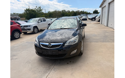 opel-astra - 0