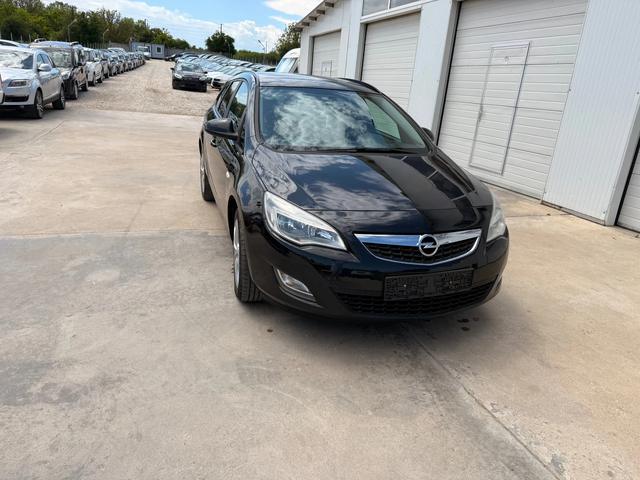 Opel Astra 2.0d 160k.c* UNIKAT* - автомобили, коли, обяви за нови и употребявани 11