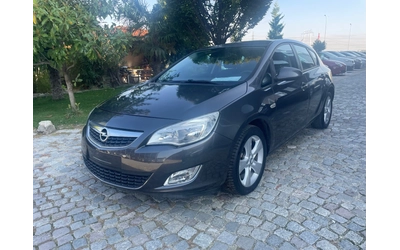Opel Astra 1.4i Elective - автомобили, коли, обяви за нови и употребявани 11