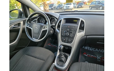 Opel Astra 1.4T-140кс= ГАЗ* LANDI RENZO* = 185.000km= АВТОПИЛ - автомобили, коли, обяви за нови и употребявани 12