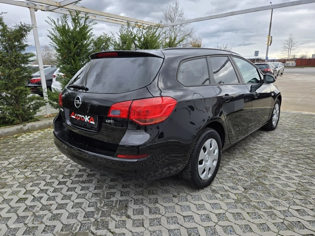 Opel Astra 1.7CDTI-110кс= 6СКОРОСТИ= АВТОПИЛОТ= 2015г - автомобили, коли, обяви за нови и употребявани 2
