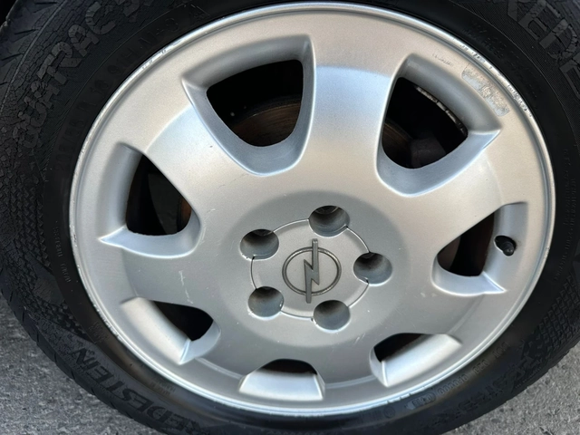 Opel Astra 1, 600 EURO4 - автомобили, коли, обяви за нови и употребявани 15
