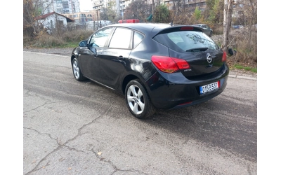 Opel Astra 1.3 CDTI - автомобили, коли, обяви за нови и употребявани 6