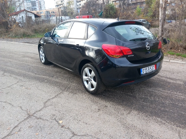 Opel Astra 1.3 CDTI - автомобили, коли, обяви за нови и употребявани 6