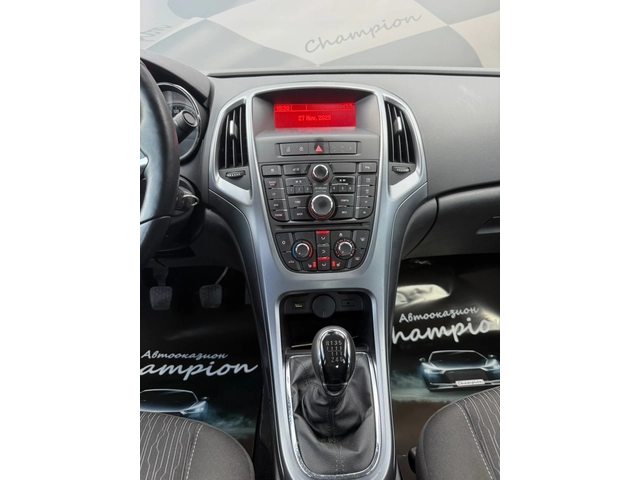 Opel Astra 1.4 turbo - автомобили, коли, обяви за нови и употребявани 10