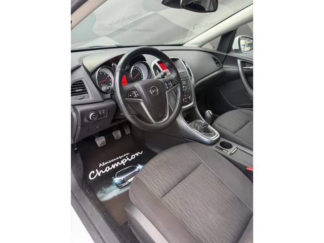 Opel Astra 1.4 turbo - автомобили, коли, обяви за нови и употребявани 14