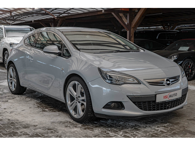 Opel Astra Coupe/GTC/Автопилот/Sport/Navi - автомобили, коли, обяви за нови и употребявани 1
