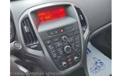 Opel Astra J 4-вр. Седан 116к.с. Бензин - автомобили, коли, обяви за нови и употребявани 14