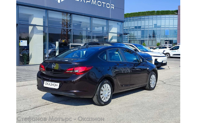 opel-astra-j-4-vr-sedan-116k-s-benzin - 5