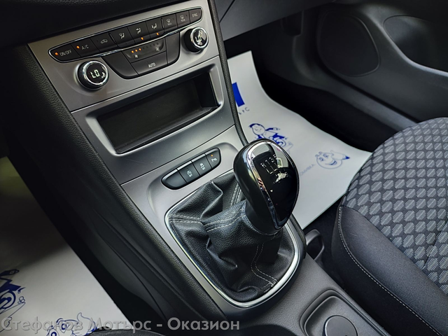 Opel Astra K 4-вр. Хечбек 136к.с. Дизел - автомобили, коли, обяви за нови и употребявани 13