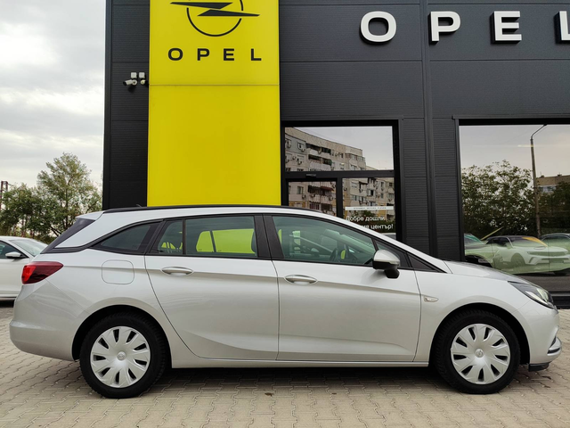 Opel Astra K 4-вр. Комби 136к.с. Дизел - автомобили, коли, обяви за нови и употребявани 3