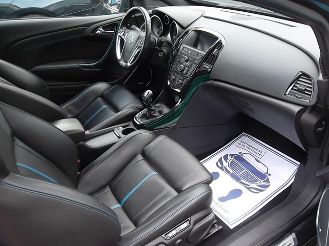 Opel Astra OPC SWISS - автомобили, коли, обяви за нови и употребявани 11