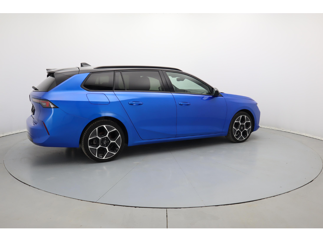 Opel Astra Sports Tourer Ultimate - автомобили, коли, обяви за нови и употребявани 13