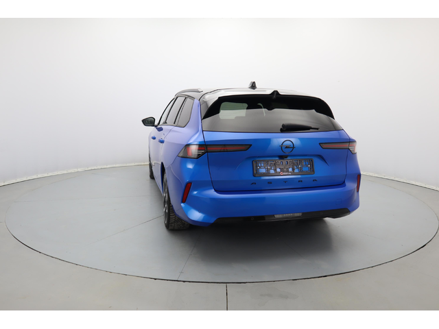 Opel Astra Sports Tourer Ultimate - автомобили, коли, обяви за нови и употребявани 21