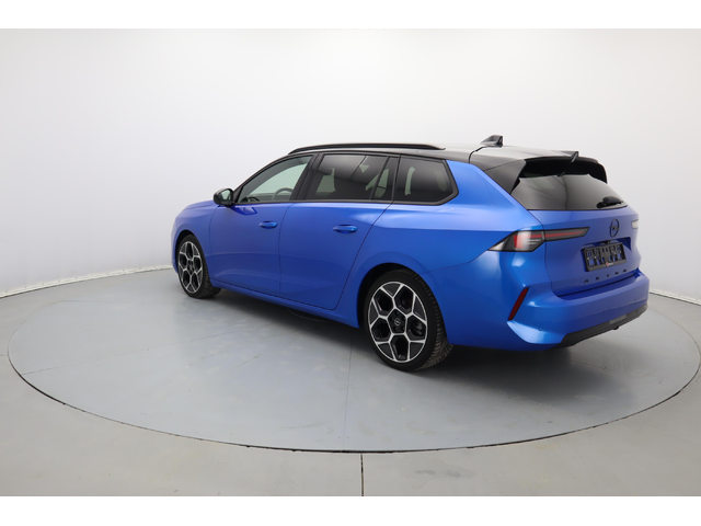 Opel Astra Sports Tourer Ultimate - автомобили, коли, обяви за нови и употребявани 24