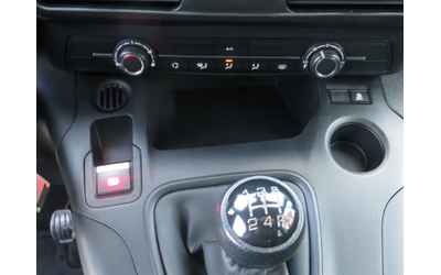 Opel Combo LIFE ПЪТНИЧЕСКИ 5+ 1 МЕСТА - автомобили, коли, обяви за нови и употребявани 9