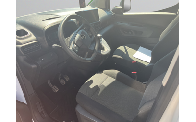 Opel COMBO - автомобили, коли, обяви за нови и употребявани 9