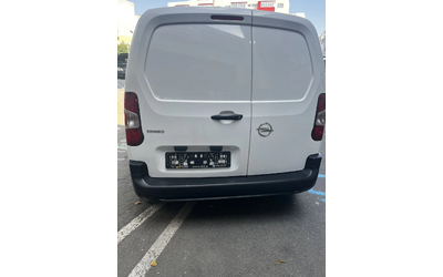 Opel Combo 1.5 DIESEL - автомобили, коли, обяви за нови и употребявани 10