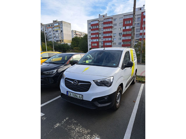 Opel Combo E Van L2H1 - автомобили, коли, обяви за нови и употребявани 0