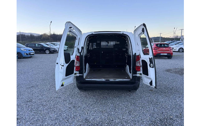 Opel Combo 1.5 , MAKSI, Euro 6, Нов Внос - автомобили, коли, обяви за нови и употребявани 10