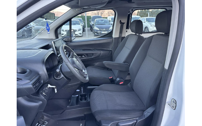 Opel Combo 1.5 , MAKSI, Euro 6, Нов Внос - автомобили, коли, обяви за нови и употребявани 11